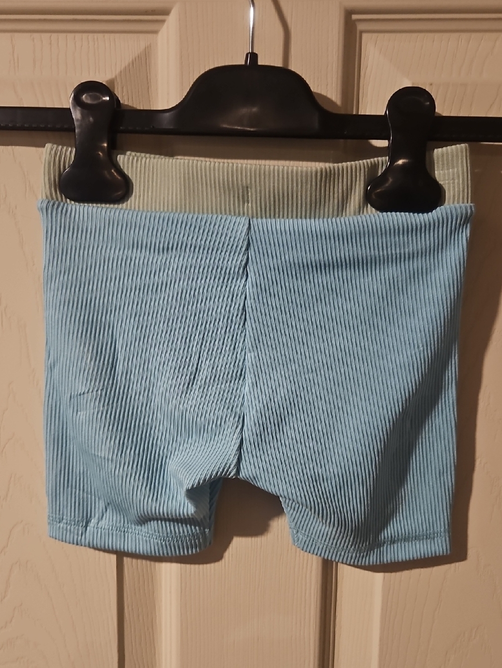 JORDAN GIRLS RIBBED SHORTS: GLACIER ICE (BLUE/GREEN): NEW WITH TAGS: SIZE 6 - Picture 4 of 4